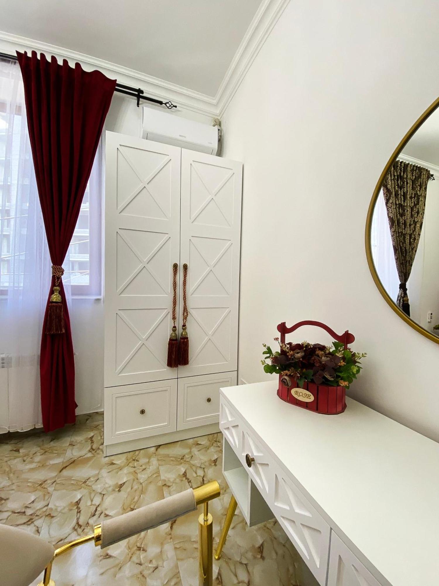 יירבאן Shirbakyan Boutique Hotel & Apartments מראה חיצוני תמונה
